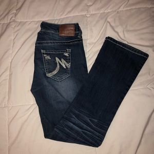 Maurices jeans